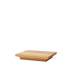 Kristina Dam Studio Capital Podium/Brett Varm Eik