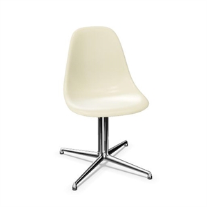 Vitra Eames Fiberglass DSL Spisestol Pergament/ Krom