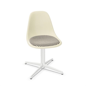 Vitra Eames glassfiber DSL spisestol med setepute pergament/rutete/glatt hvit