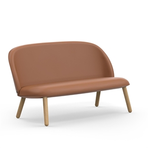 Normann Copenhagen Ace Sofa Eik/Brandy Skinn