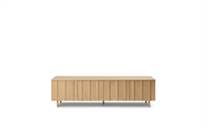 Normann Copenhagen Rib Skjenk Lav Eik