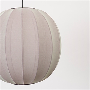Made By Hand Knit Wit Round Ø45 Lysegrønn Fri Frakt! Made By Hand Knit Wit Round Taklampe Sort Ø45 Fri Frakt!