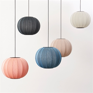 Made By Hand Knit Wit Round Taklampe Sort Ø45 Fri Frakt! Made By Hand Knit Wit Round Taklampe Sort Ø45 Fri Frakt!