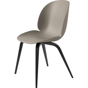 GUBI Beetle Spisestol Trebase Svartbeiset Sort Matt/ Ny Beige