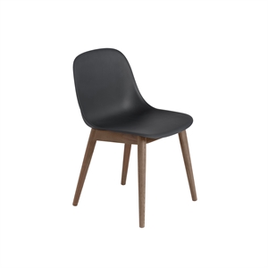 Muuto Fiber Spisestol med Base Brun