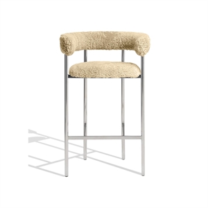 Furniture Copenhagen Font Barkrakk med Armlener 65 cm Saueskinn Honningfarget/polert Stålramme