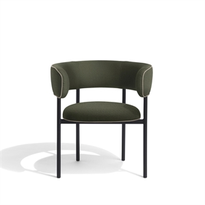 Furniture Copenhagen Font Spisestol med Armlener Vidar 972 og Vidar 0222/ Sort Ramme