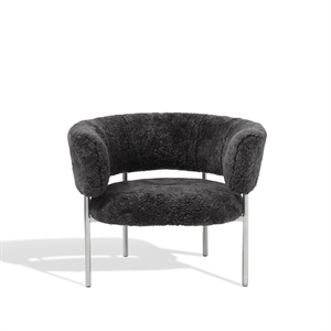 Furniture Copenhagen Font Lenestol med Armlener Saueskinn Grå/ Polert Stålramme