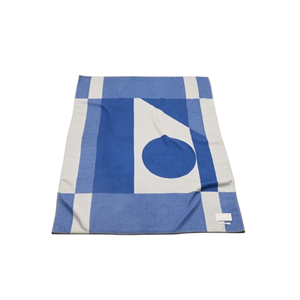 FORMARKIVET Big Logo Teppe Pale Beige/Royal Blue
